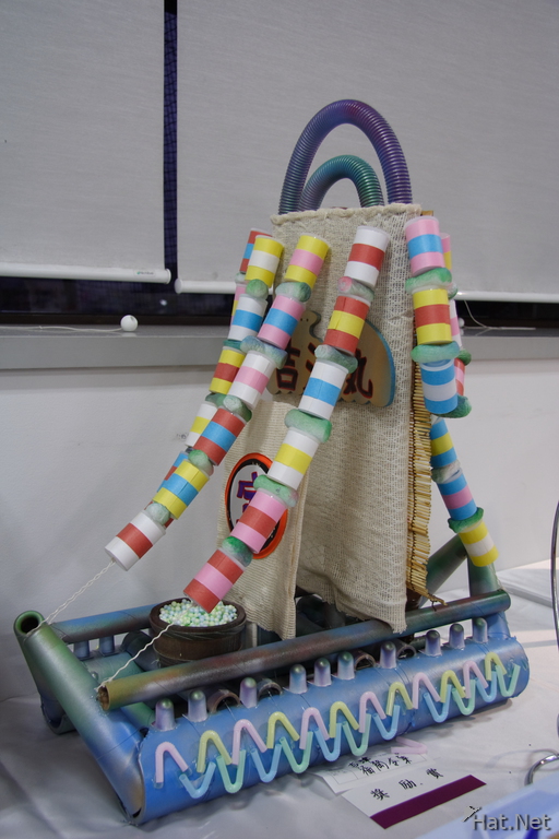 grade 6 - candy and thread roll boat