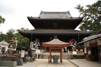 061123103809_temple_near_zentsu-ji