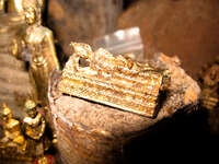 golden buddha Pakbeng, Luang Prabang, South East Asia, Laos, Asia