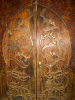 20101014172306_wood_carved_doors_in_musee_si_said